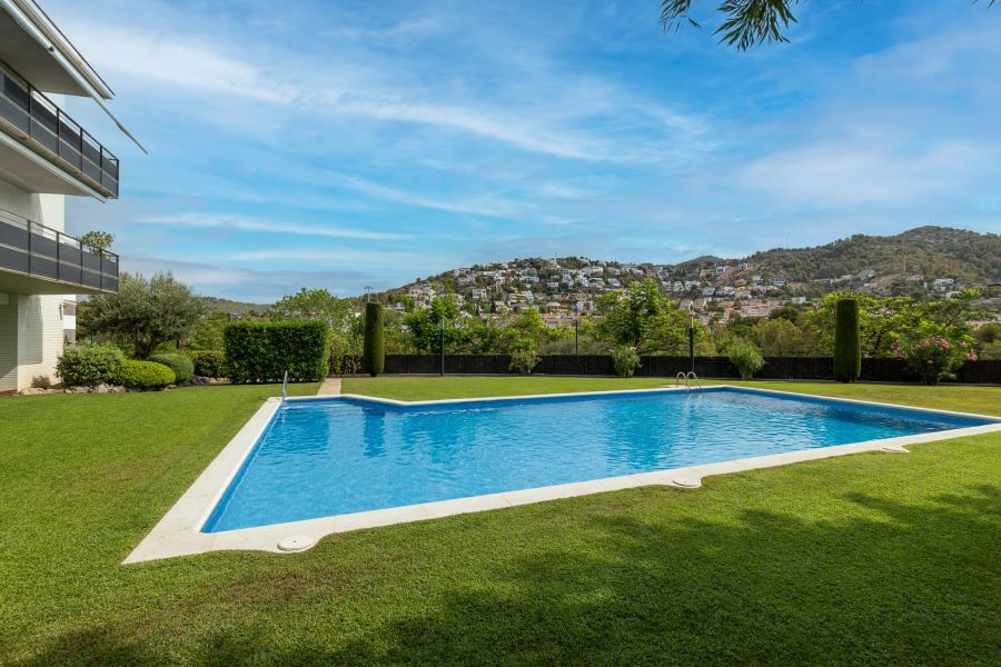 Introduction to Pool Building